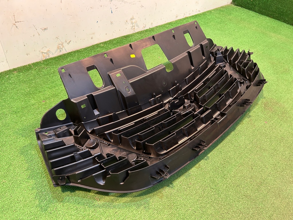 фото №9, Nissan nv300 nv 300 решётка радиатора решётка радиатора бампера 623109057r