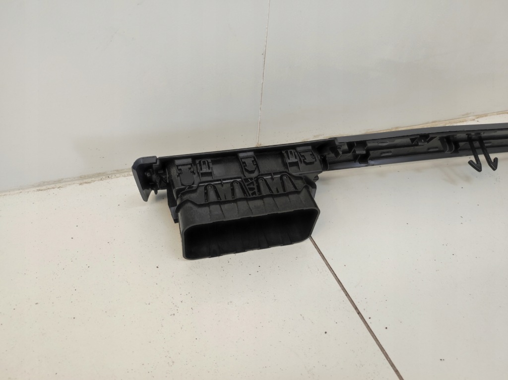 Молдинг декоративная декоративная  решётка обдув панели консоли eu renault express ii 2 с Разборки