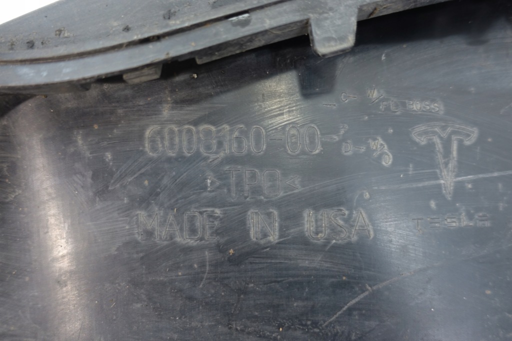 Tesla model s 2012- молдинг захист нижня бампера перед 6008160-00-d Доставка