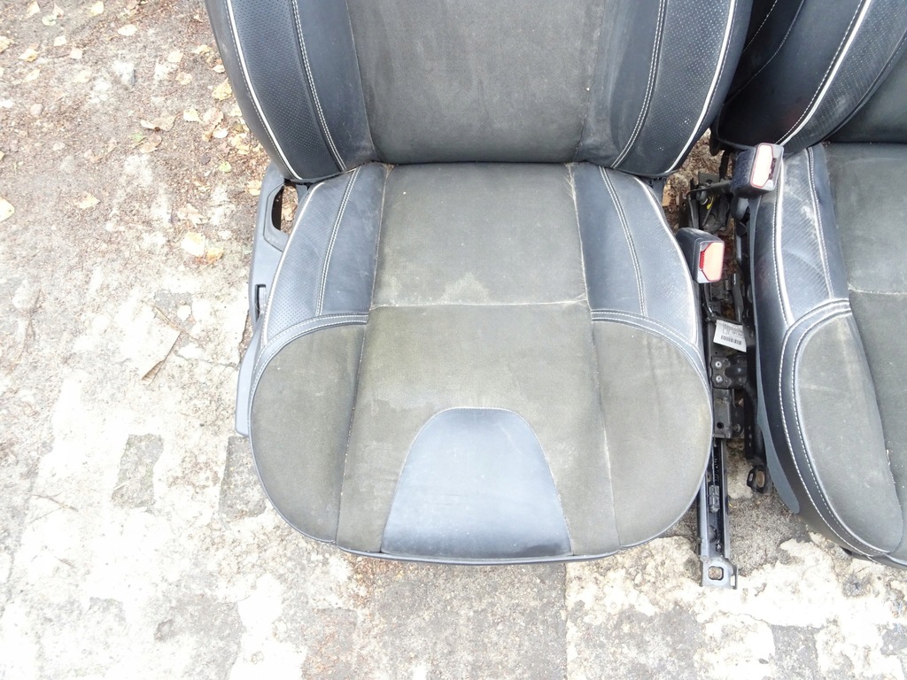 фото №3, Volvo v4o ii сиденья заднее сиденье обшивки комплект r-design