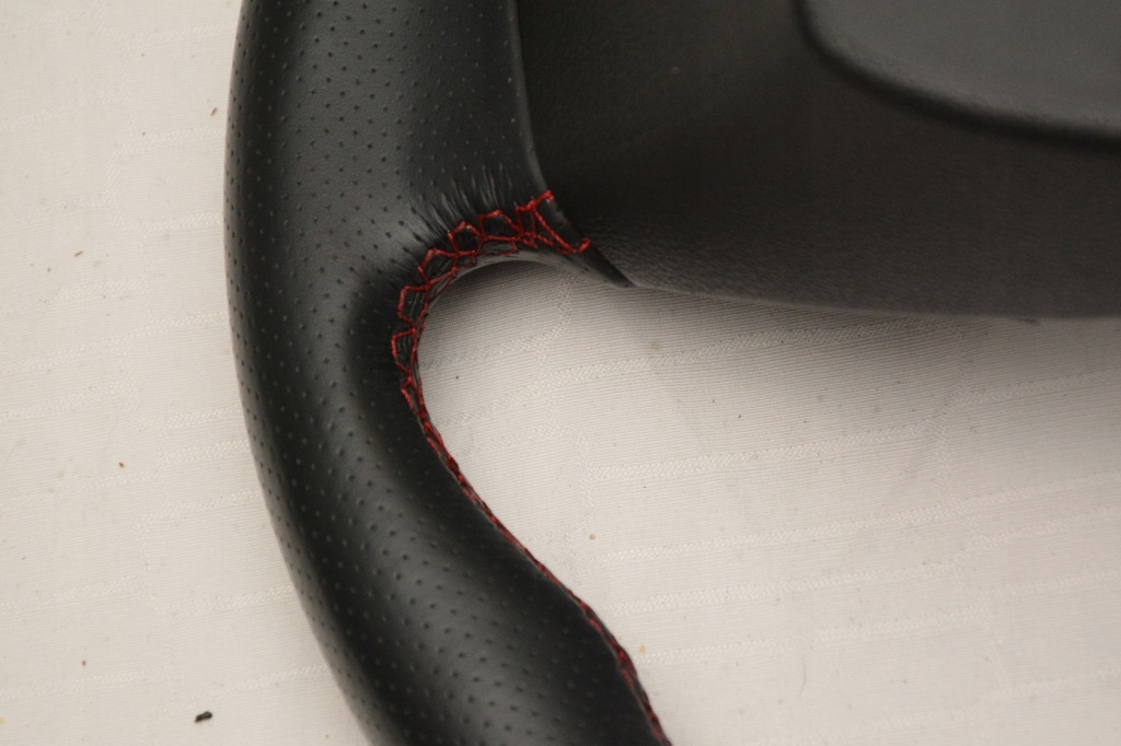 фото №12, Hyundai kona воздуховод кожа czerwona nić