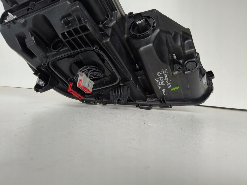 --no-wa- фара левая фара opel insignia b 20- рестайлинг  full led intelli lux с Разборки