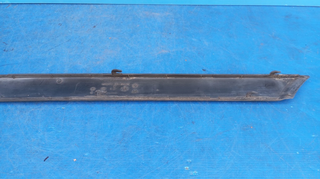 фото №7, Bmw 3 e36 cabrio 81354870 молдинг бампера левый задняя