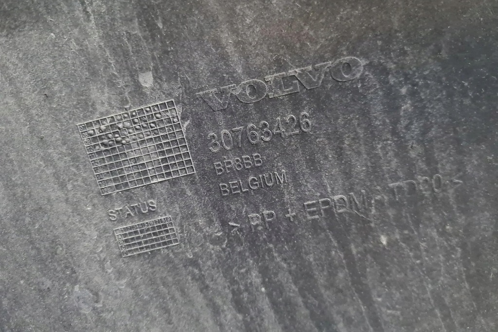 фото №9, Бампер задний volvo xc60 ii 246 30763426 2.4l дизель 140kw 2011