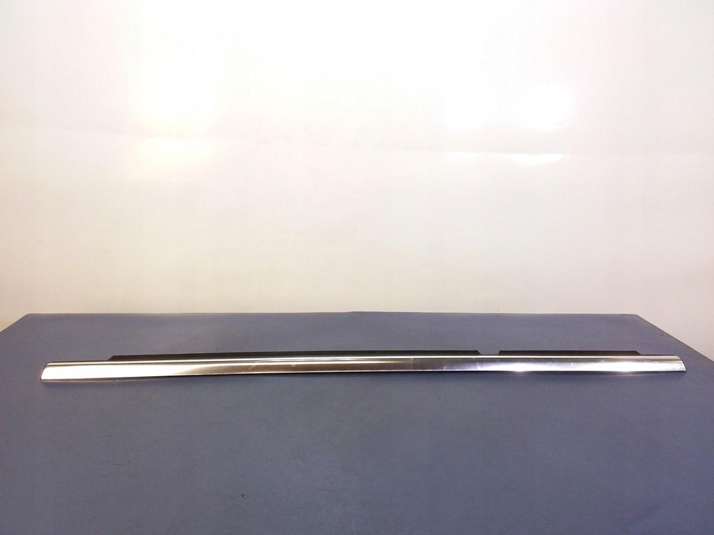 фото №1, Mercedes r w251 молдинг ущільнювач двері лівий задня