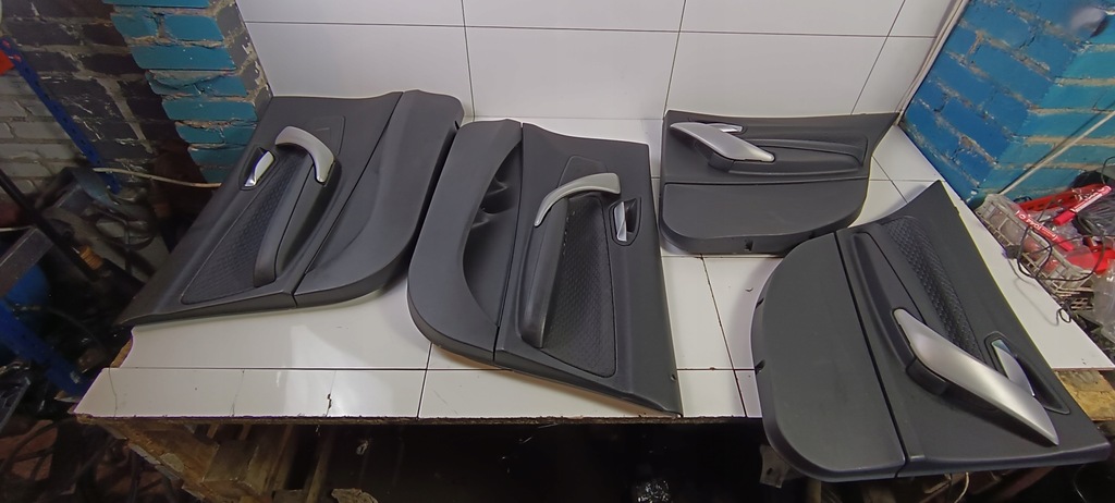 фото №1, Обшивки f20 bmw harman