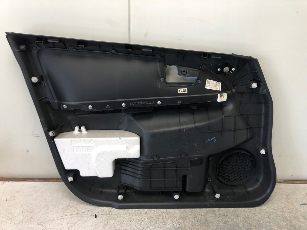 фото №5, Обшивка двері правий перед suzuki sx4