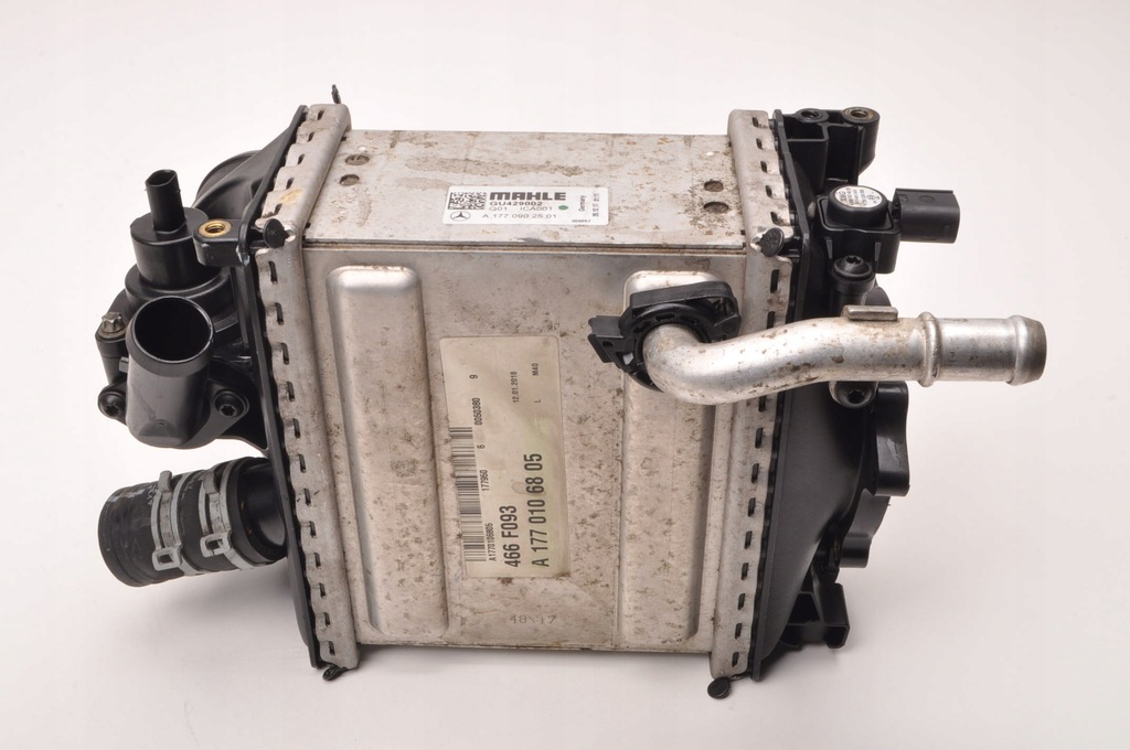 фото №6, Aston martin db11 радиатор воздуха интеркулер a1770902501