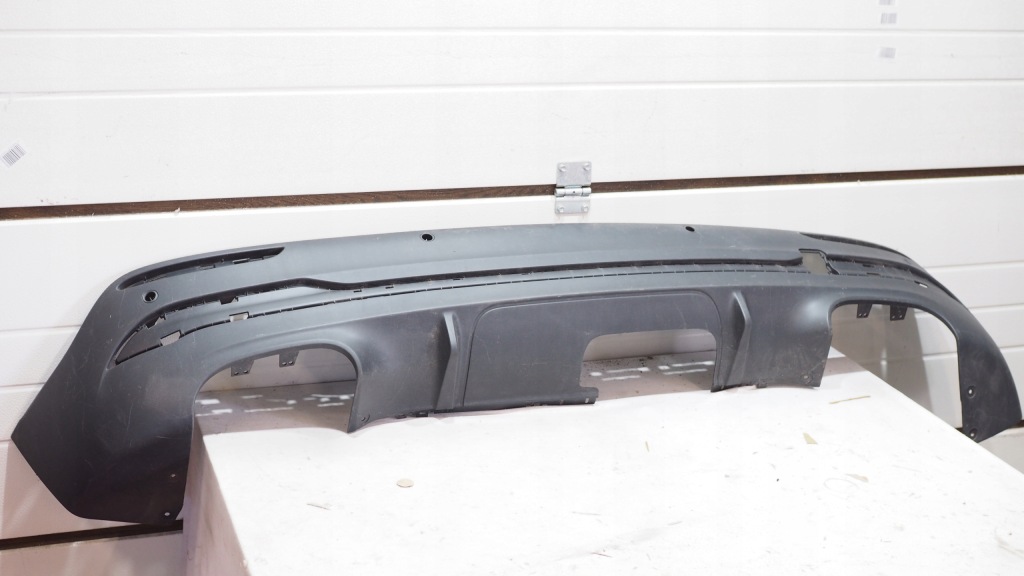 фото №1, Mercedes gla x247 amg накладка молдинг бампера задняя