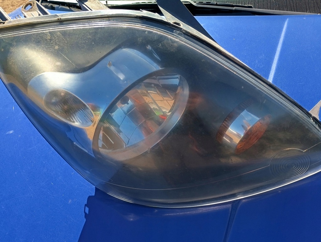 фото №2, Передня права лампа ford fiesta 2007 rok