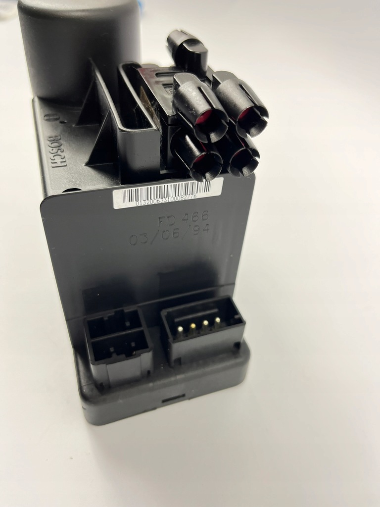 фото №7, Помпа центрального замка компресор mercedes w124 w202 2028000048 0132006331