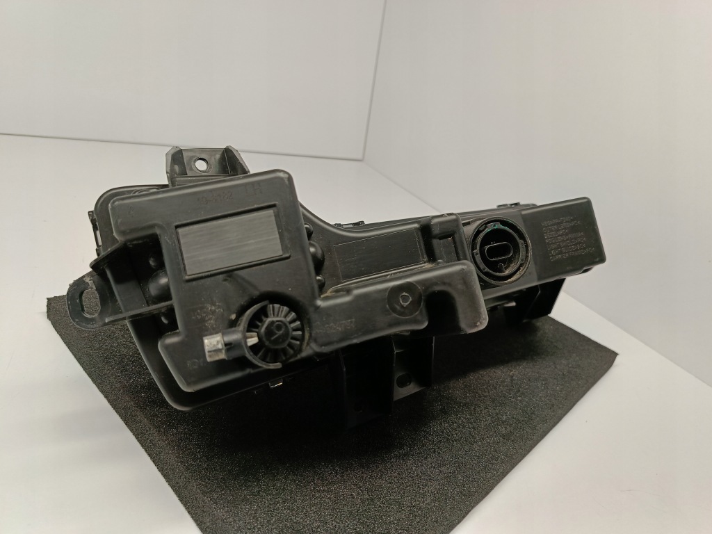 фото №10, Tesla 3 lift y 20- протитуманна фара drl лівий лампа протитуманна led 1624797-00-a