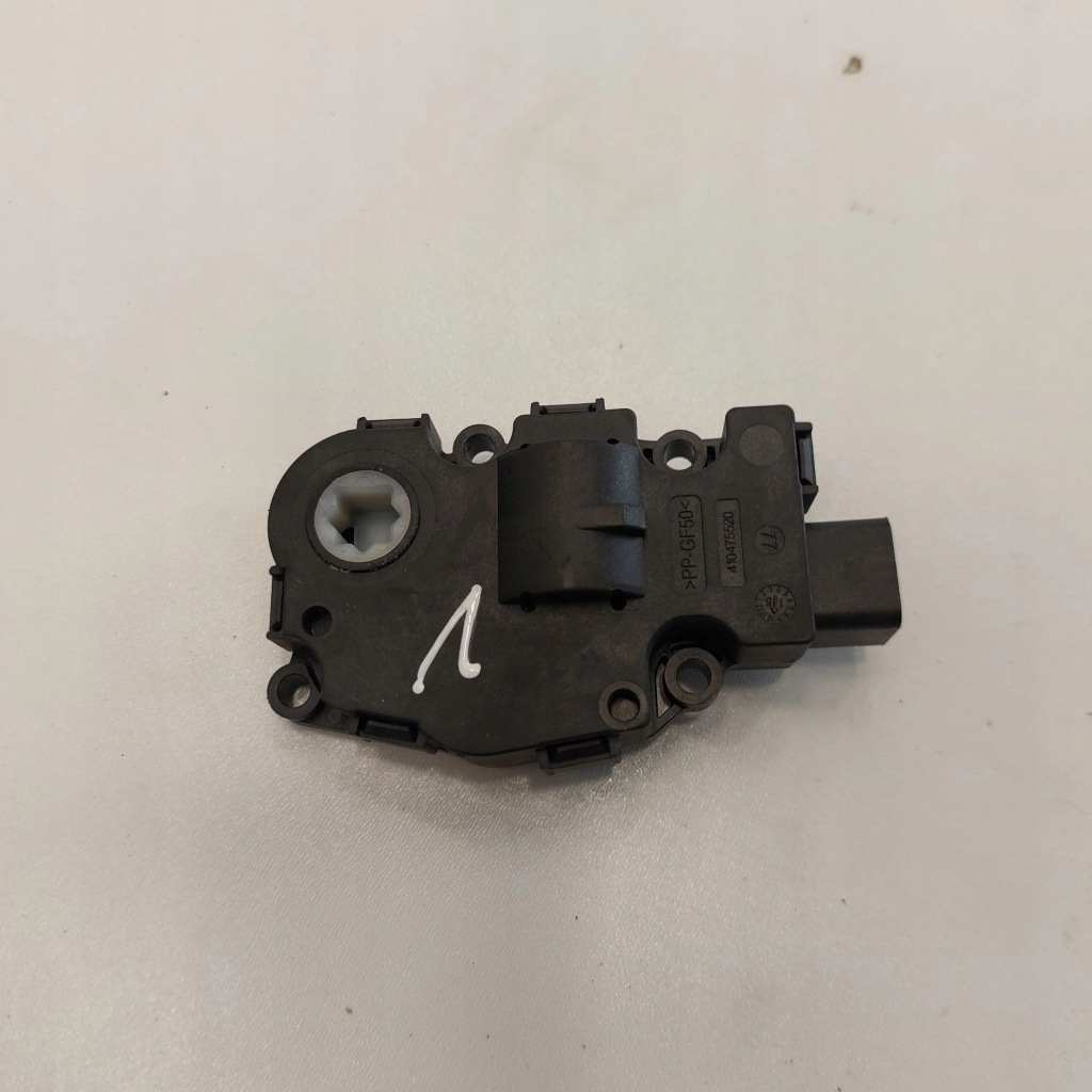 фото №1, 2015 mini clubman f54 моторчик крышка обдув