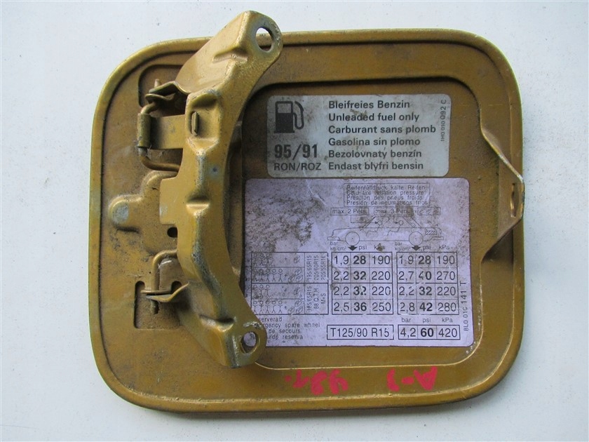 фото №2, Audi оригинальный номер 8l0010141t крышка заливной топлива