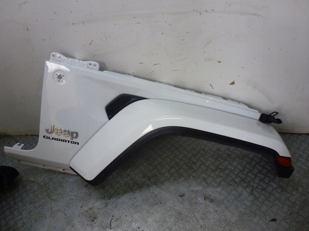 фото №12, Перед капот jeep wrangler jl gladiator kompletny