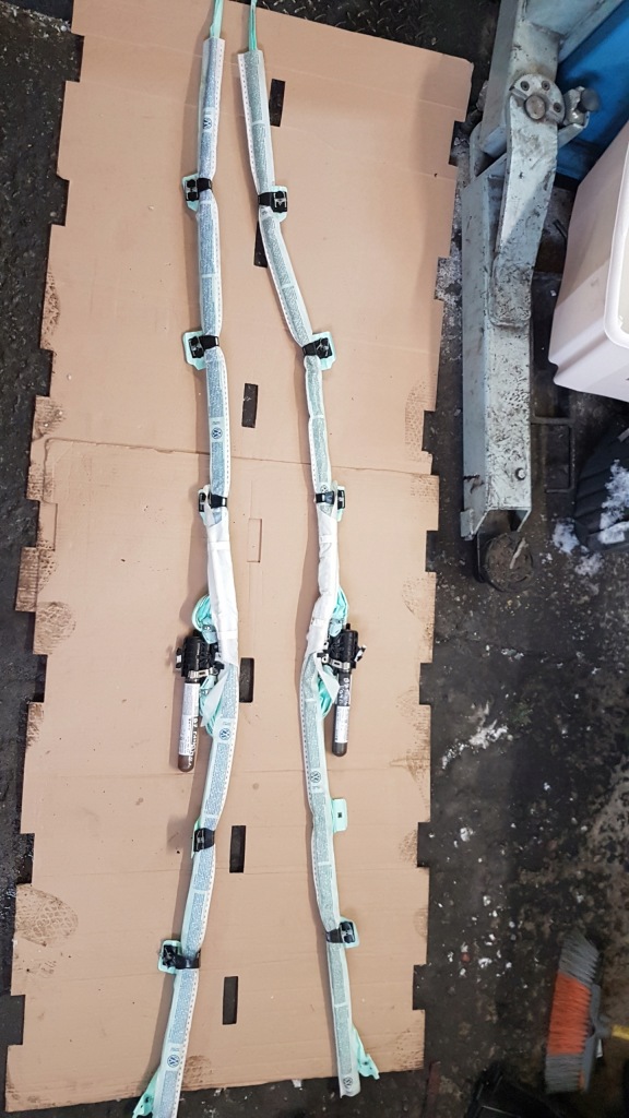 фото №1, Шторки безпеки vw passat b7 kombi