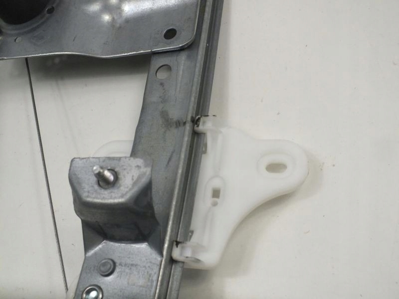 фото №8, Подъемник стекло renault оригинальный номер 827003722r