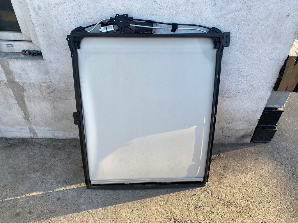 фото №1, Ford mondeo mk5 sedan шторка панорами люк