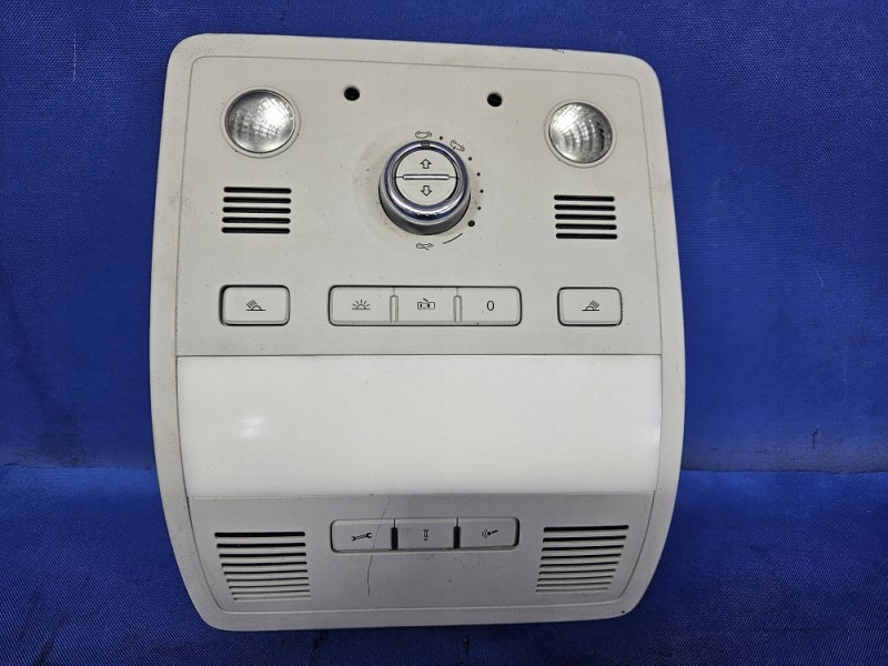 фото №1, Лампа освещение кабины vw touareg ii