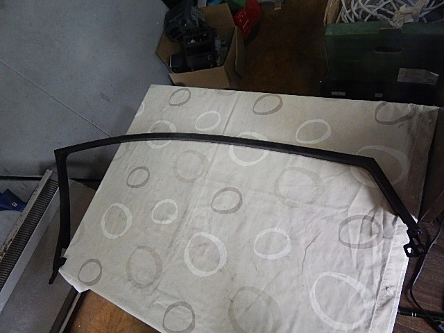 фото №1, Рамка двері ліва передня toyota avensis t27 t29 08-18. 67664-05010