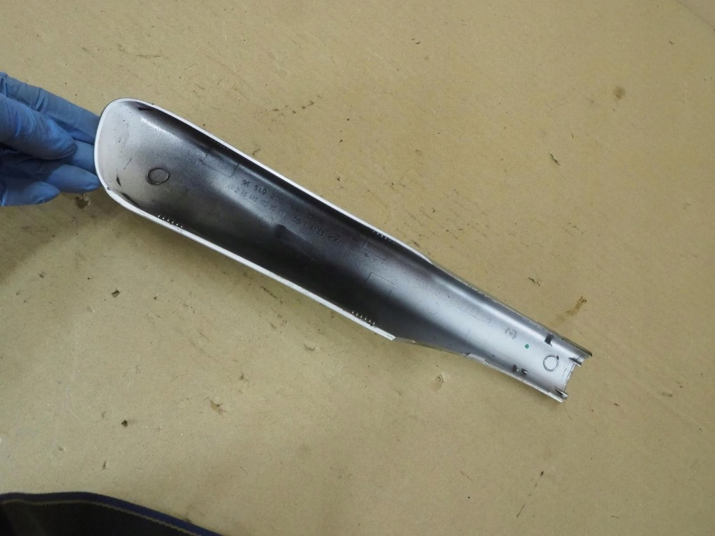 Peugeot 206 sw универсал накладка рейлинг правая перед 9644817280 Цена