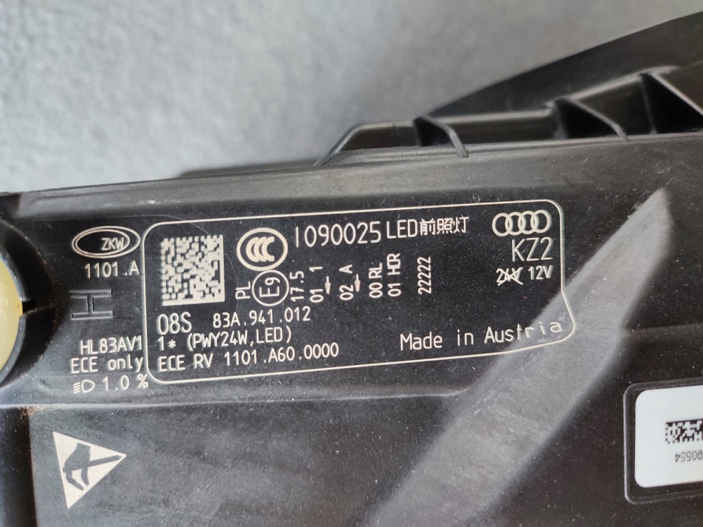 Audi q3 2 фара правий передня full led 83a941012 2018- Ціна