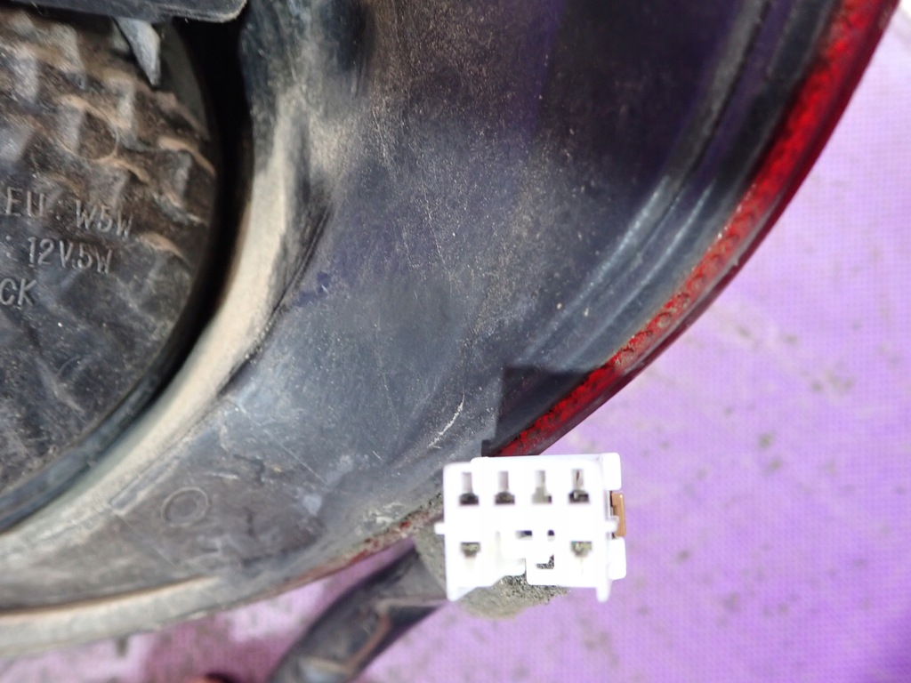 фото №5, Mitsubishi outlander i 03- лампа задняя левая задняя 220-87685 22087685