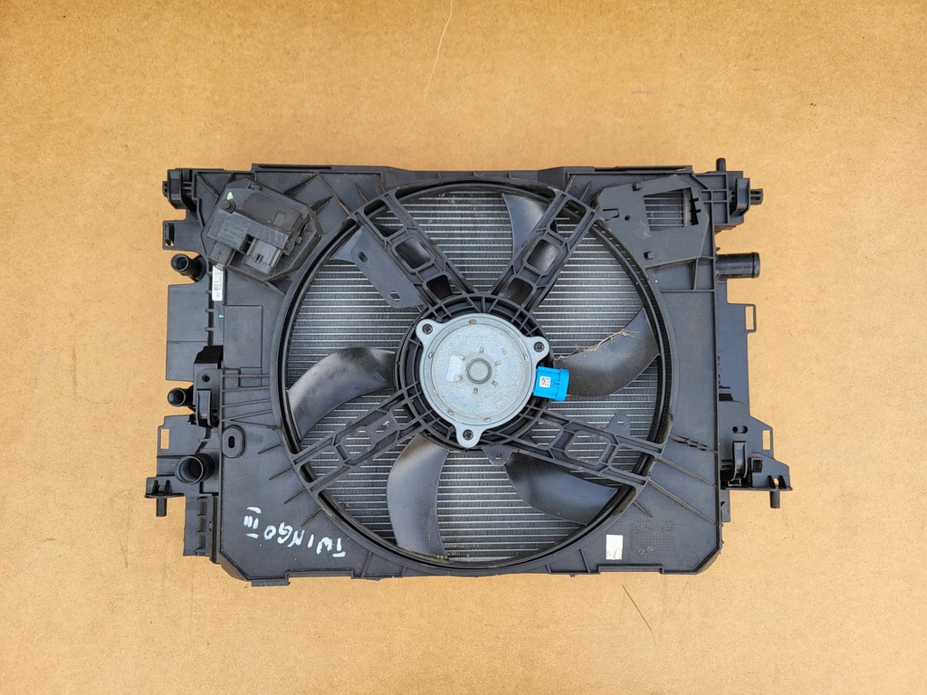 фото №1, Комплект радиатор renault twingo iii 0.9tce автоматическая коробка передач