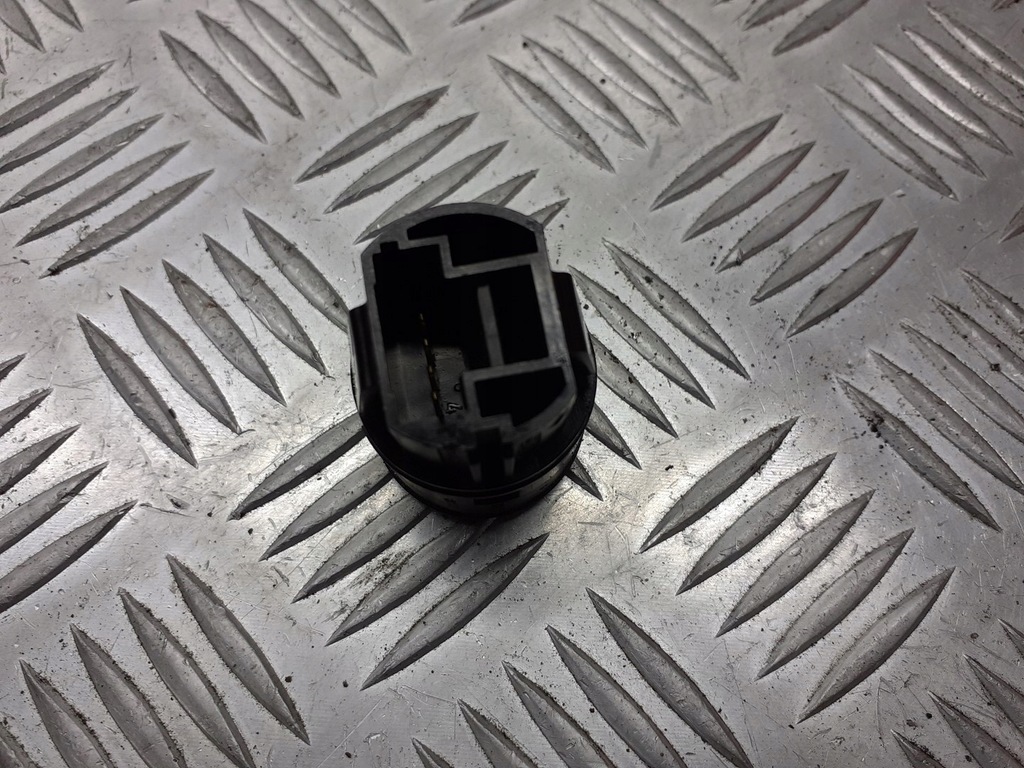 фото №3, Кнопка стоп запуск renault scenic ii 107959a