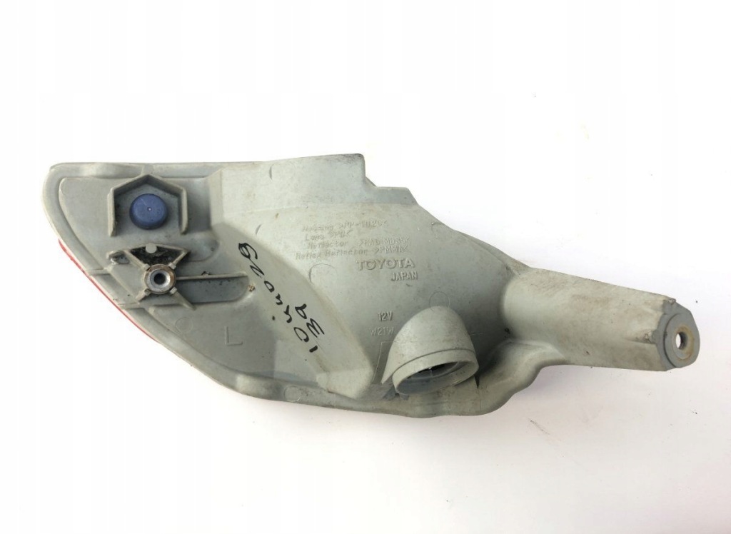 Lexus додаткові światło/odblask w комплект заднього бампера 8149048020 Недорого