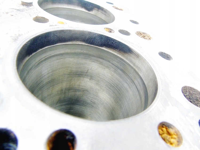 фото №13, Блок двигателя 2.0 d 200d mercedes -benz w115 om615