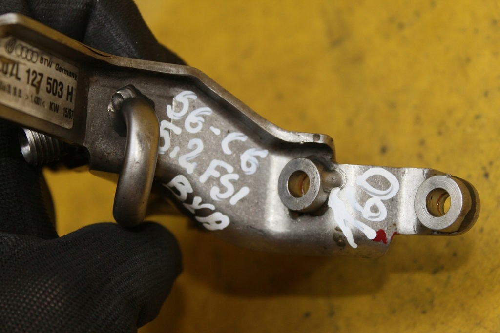 фото №10, Audi оригінальний номер 07l127503h розподільник пального