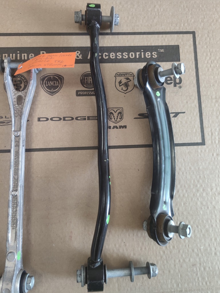 фото №5, Dodge challenger charger srt рычаги задняя правая сторона 2015+