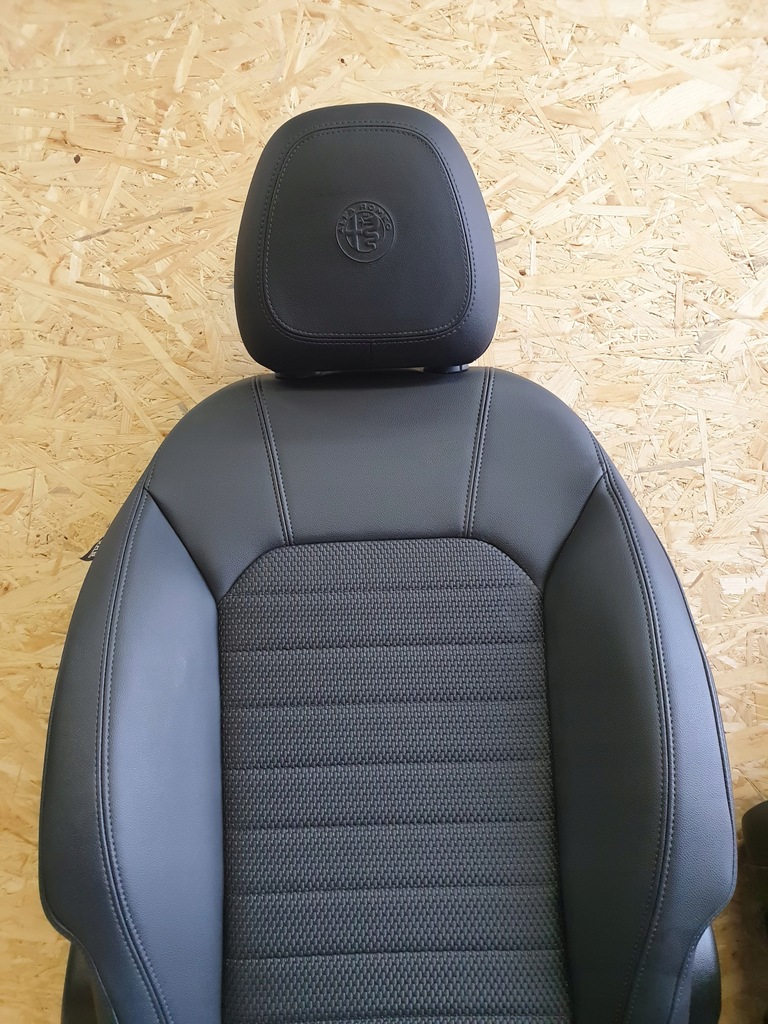 фото №14, Alfa romeo stelvio сидіння заднє сидіння обшивки pół шкіра europa