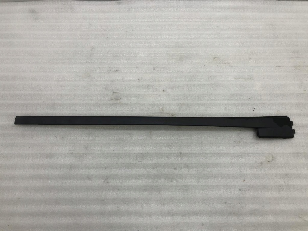 фото №1, Молдинг стекло правая jeep compass i 05182560