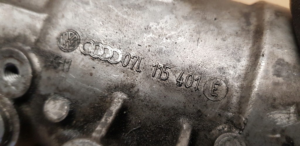 фото №2, Audi rs6 r8 5.0 tfsi основа фільтра оливи