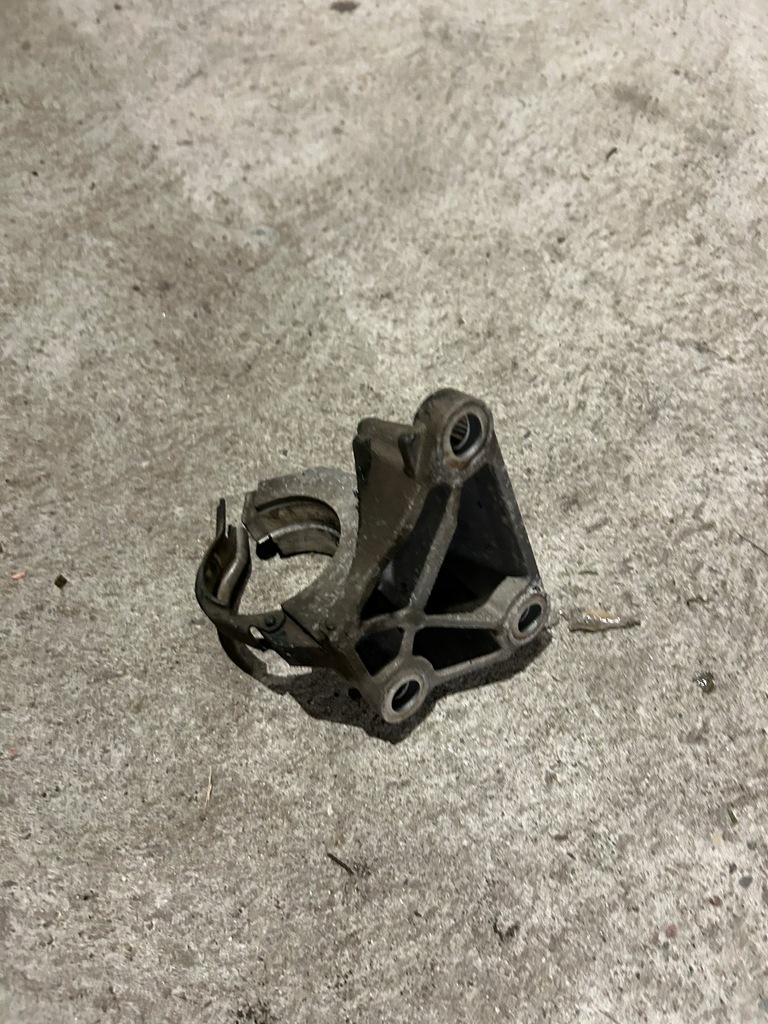 фото №2, Опора полуось 1.6 dci renault scenic iii 397747256r