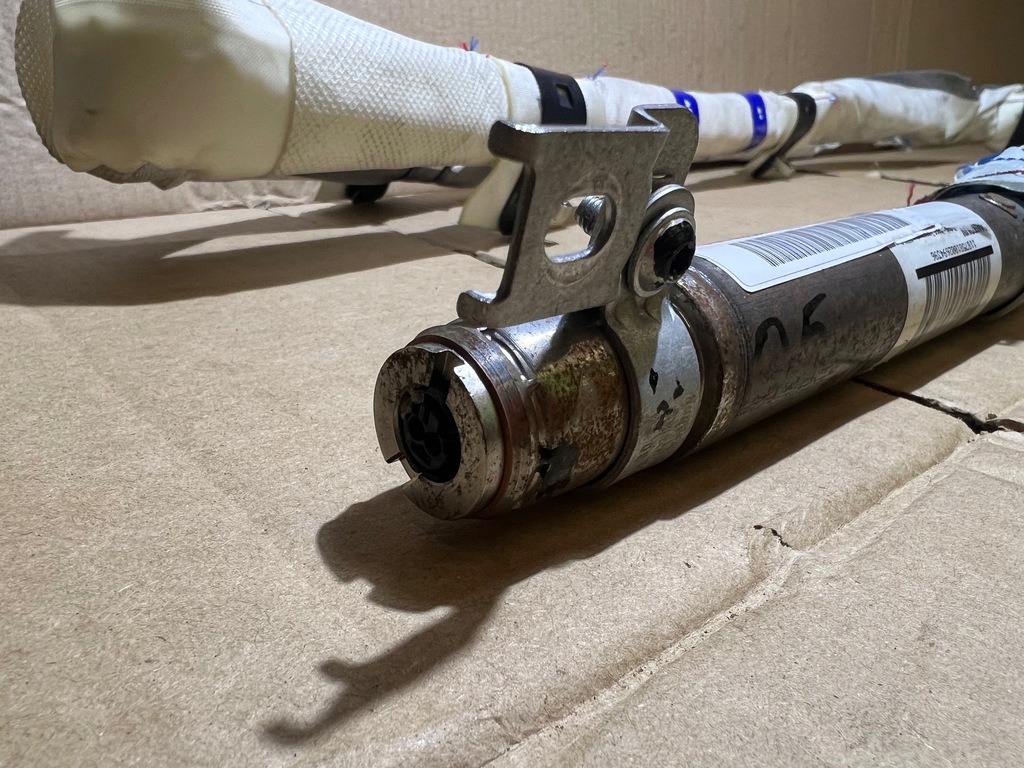 фото №8, Audi q5 8r шторка безопасности воздушная правая подушка безопасности 8r0880742e