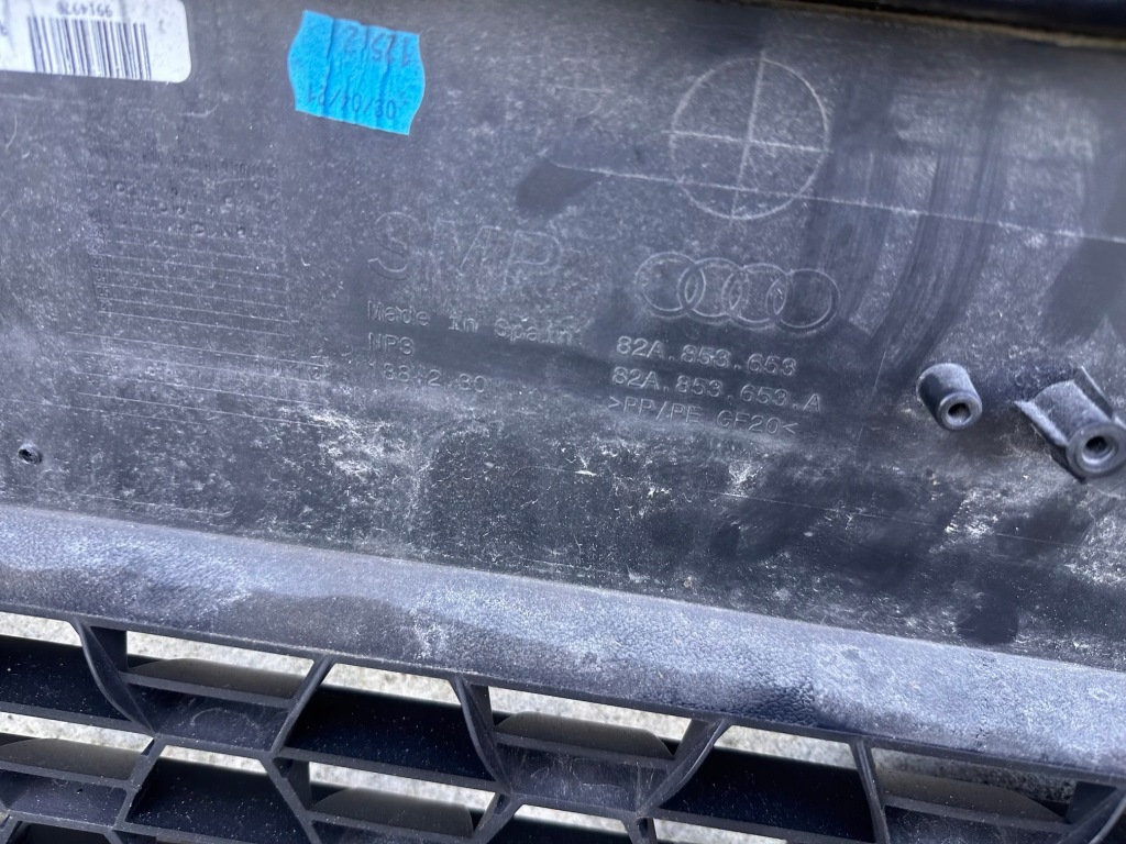 Бампер перед передний audi a1 ii 2 82a 2018- + решётка радиатора решётка радиатора 82a853653 полный с Разборки
