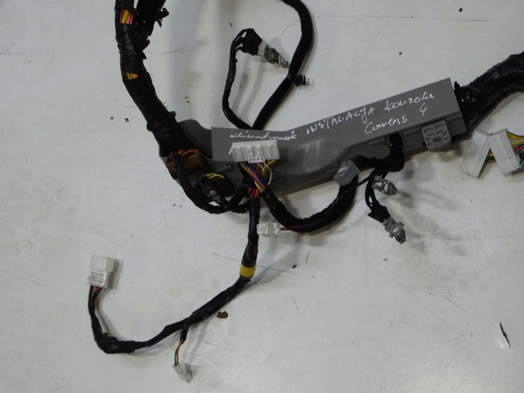 фото №7, Электропроводка жгут электрическая панели kia carens iv 91111-a4061