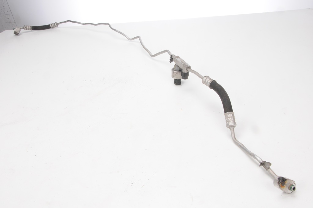 фото №1, Maserati quattroporte v 4.2 шланг кондиционера