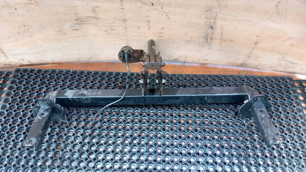 фото №4, Alfa romeo giulietta hak буксирувальний кулька табличка