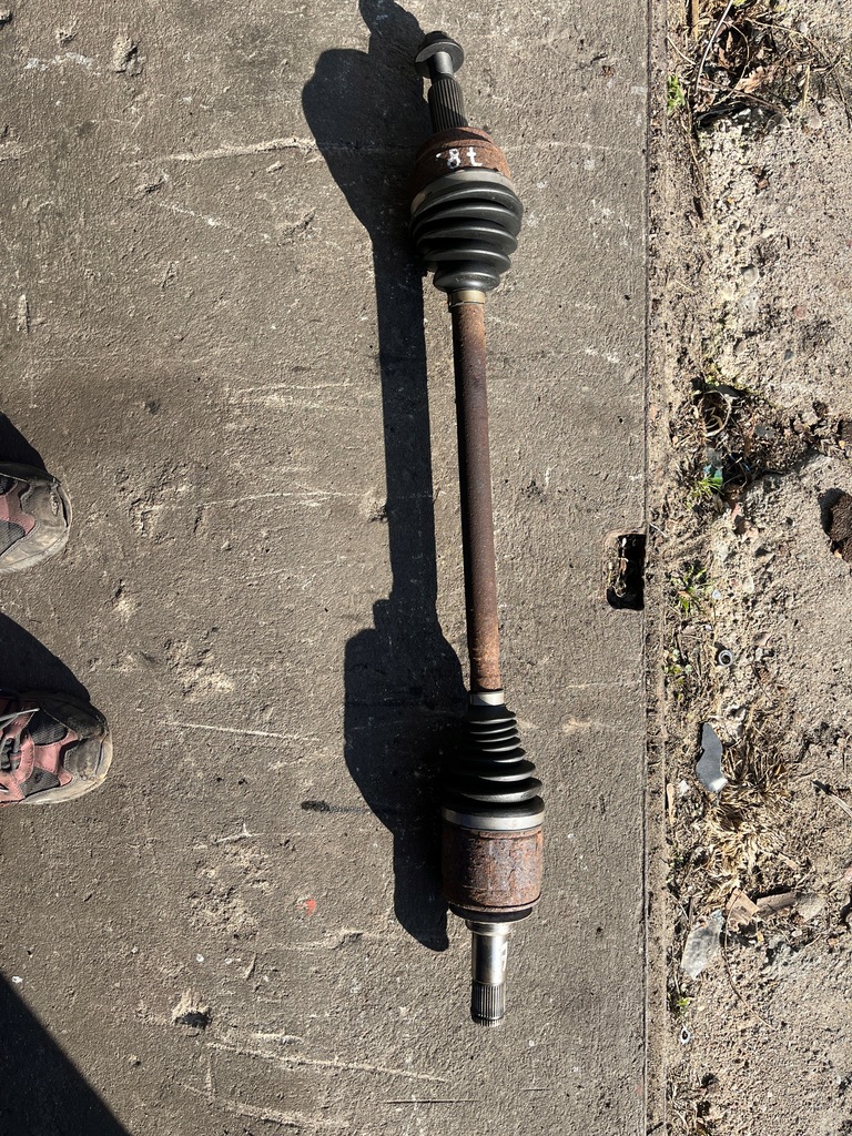 фото №1, 78 jeep grand cherokee wk2 3.6i приводной вал задняя p52123521ac