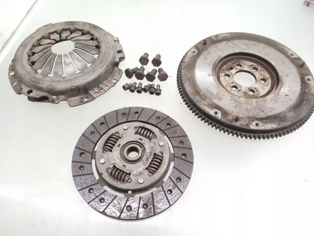 фото №1, 2004 alfa romeo 147 комплект сцепления 187899580