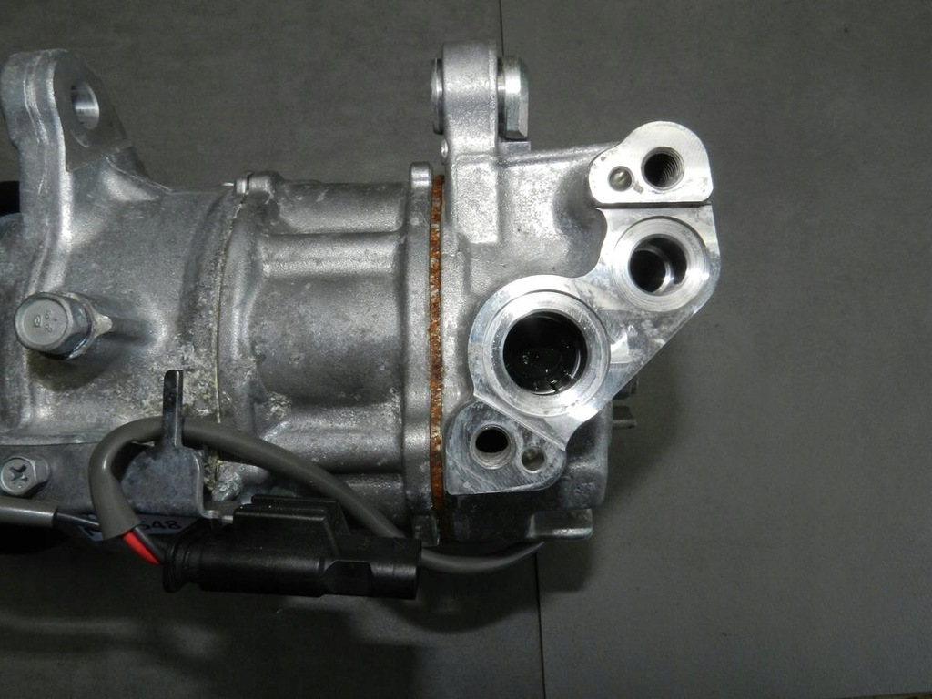 фото №4, Bmw 3 f30 f34 2.0i компрессор кондиционера 9299328