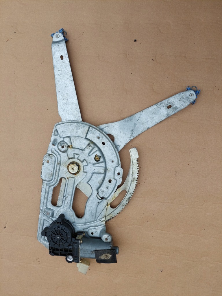 фото №1, Volvo xc90 i подъемник стекло перед правый europa