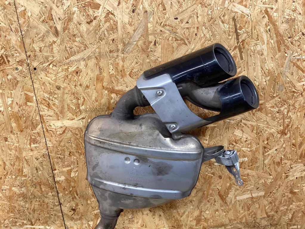 Гасник вихлоп porsche macan 95b 95b253611s Доставка