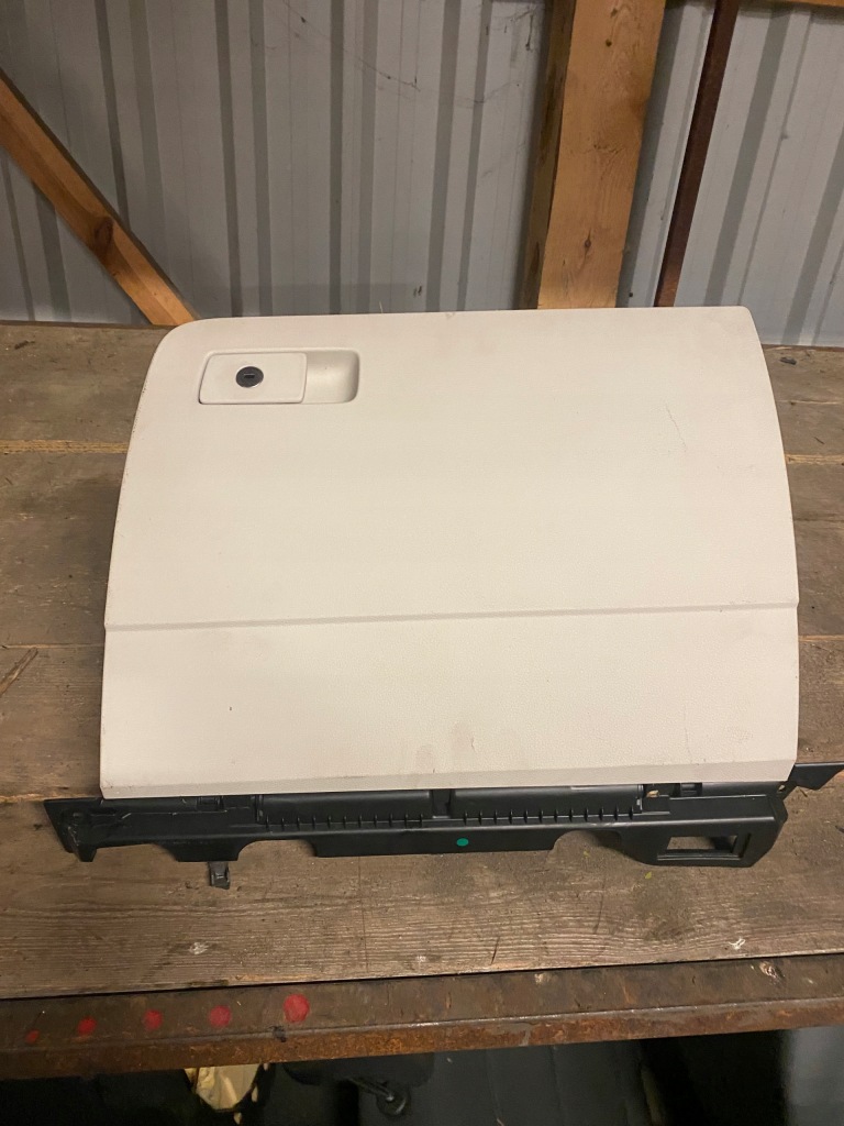 фото №1, Vw passat b8 бардачок пассажира 3g1857097n