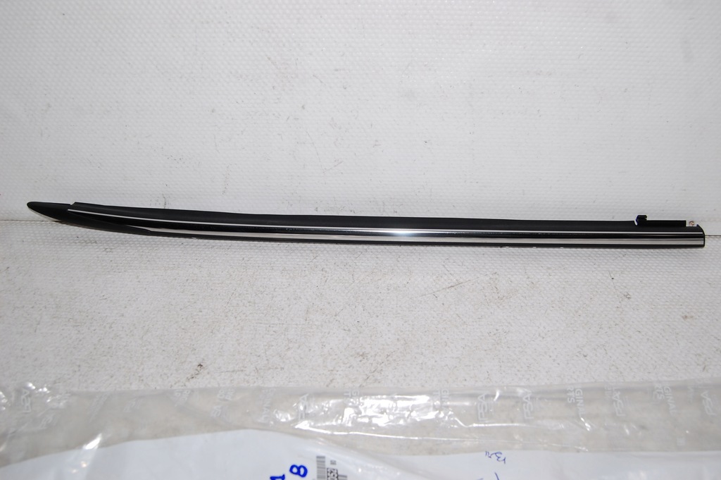 фото №1, Peugeot 108 citroen c1 молдинг дверь правая задняя nowa