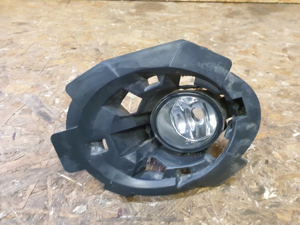 фото №1, Renault master iii противотуманная фара левый кронштейн 8200002469